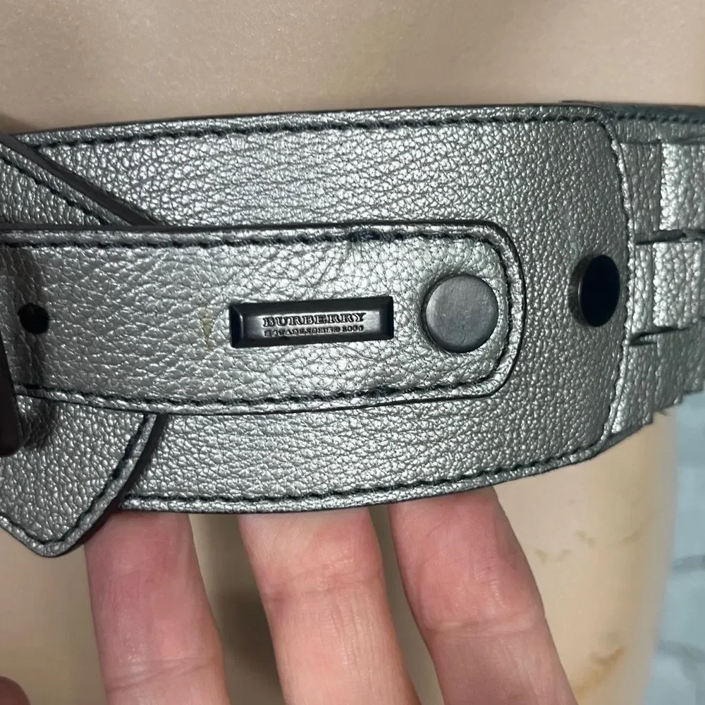 Burberry Gunmetal Silver Gray Leather Belt Large